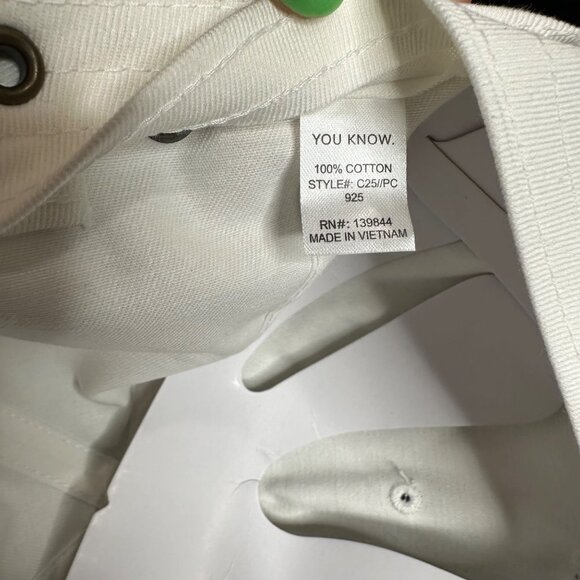 Goodlife White Curved Brim Box Logo Adjustable Baseball Cap Casual Hat - Picture 8 of 8